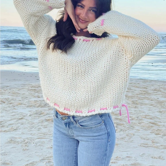 NWT beginning boutique Bea knit sweater, cream and pink size US 2 - Picture 3 of 4